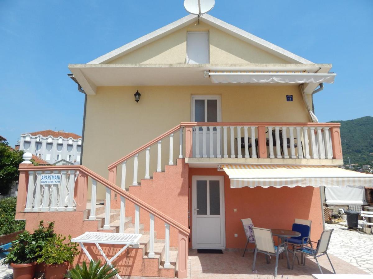 Apartmani Sindik Tivat Exteriér fotografie