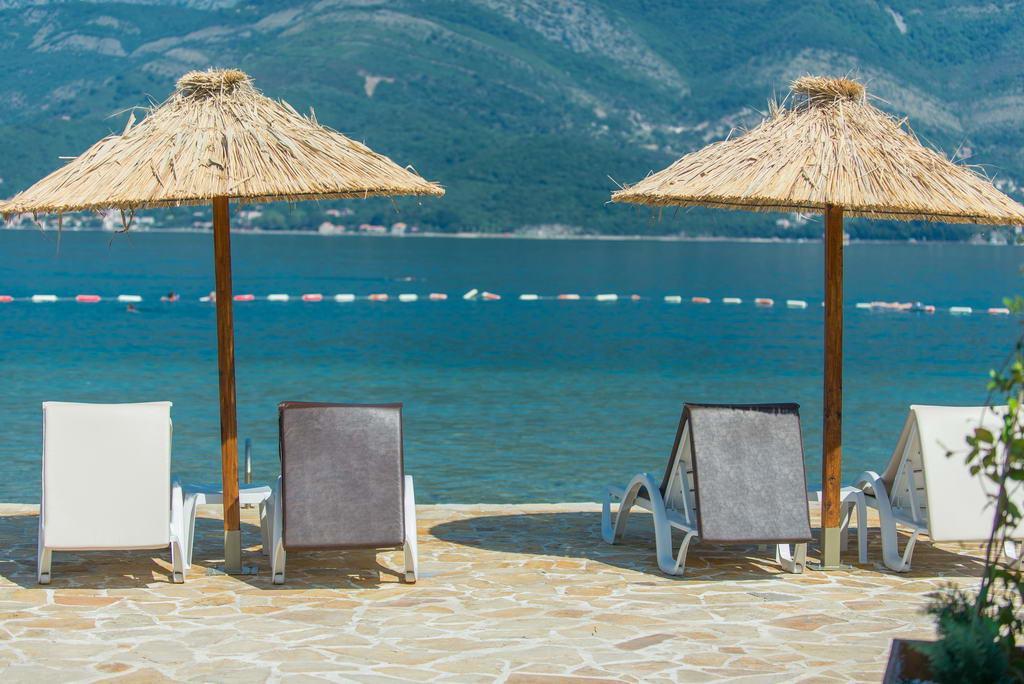 Apartmani Sindik Tivat Exteriér fotografie