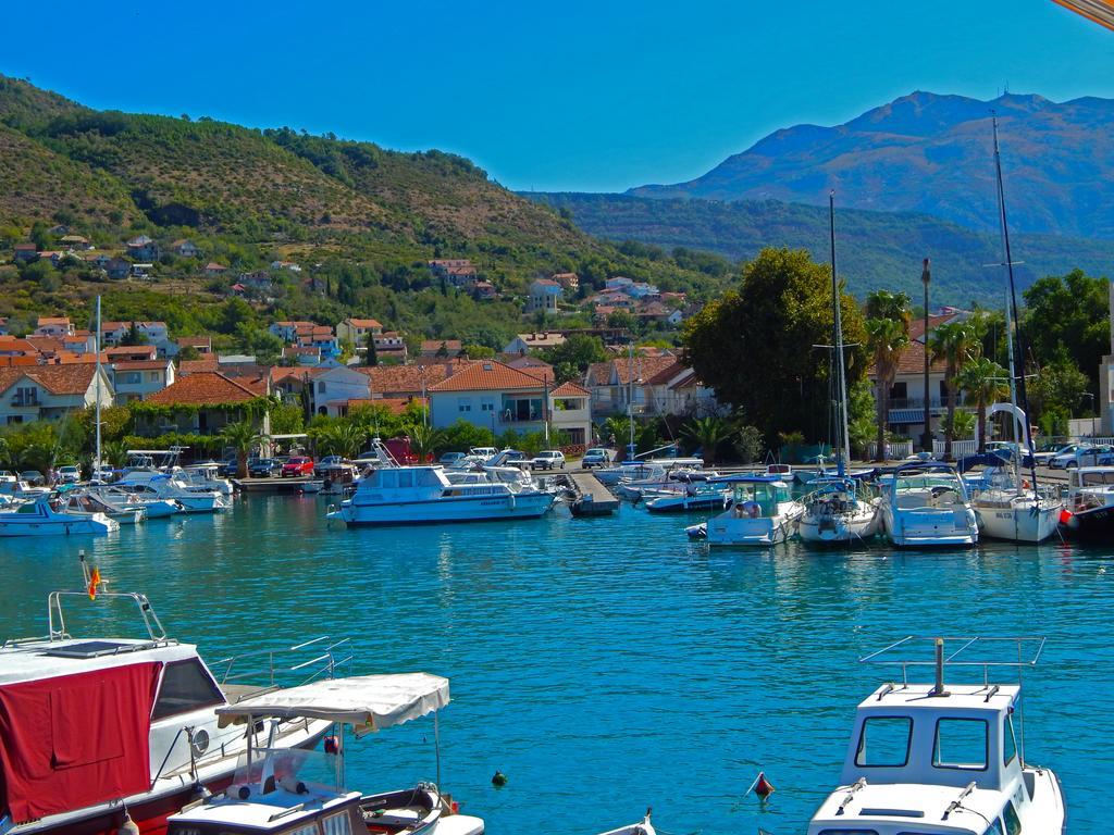Apartmani Sindik Tivat Exteriér fotografie