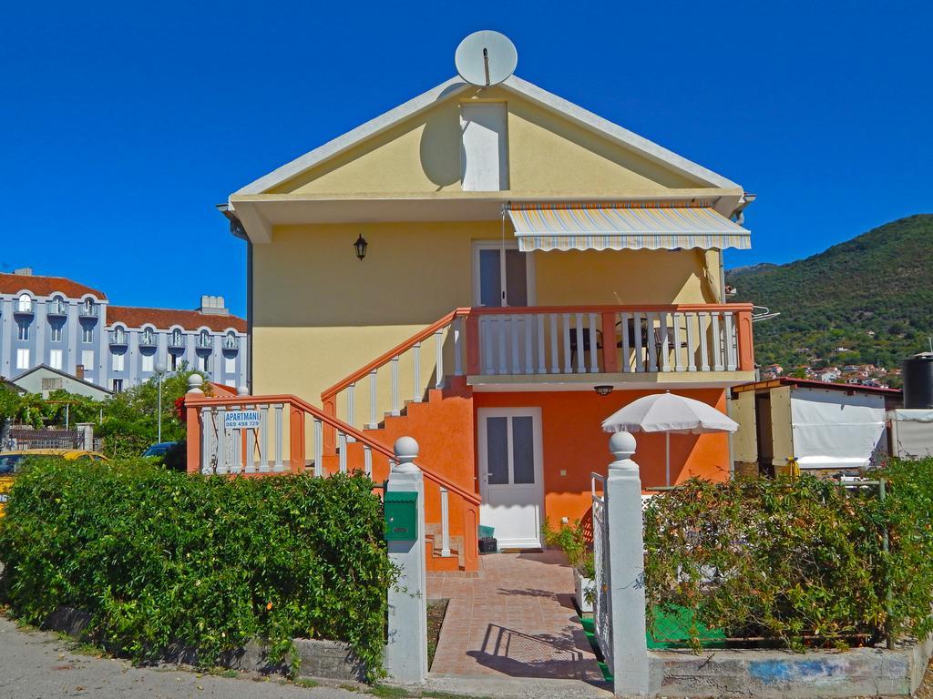 Apartmani Sindik Tivat Exteriér fotografie